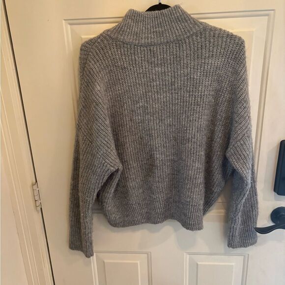 Calvin Klein Jeans Gray Oversized Sweater - Picture 3 of 4